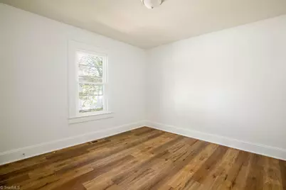 208 Underhill Street, High Point, NC 27260 - Photo 7