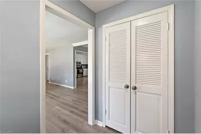 2302 Beaverbrook Drive, Greensboro, NC 27406 - Photo 5