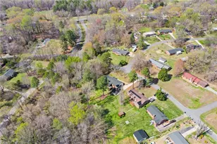 2302 Beaverbrook Dr, Greensboro, NC 27406 - Photo 47