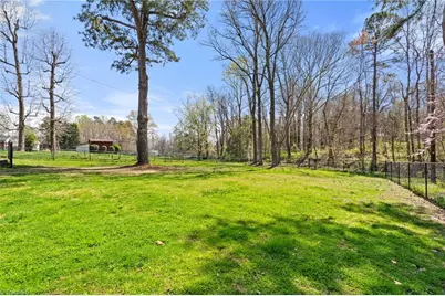 2302 Beaverbrook Drive, Greensboro, NC 27406 - Photo 33