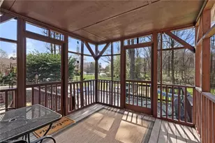 2302 Beaverbrook Dr, Greensboro, NC 27406 - Photo 3