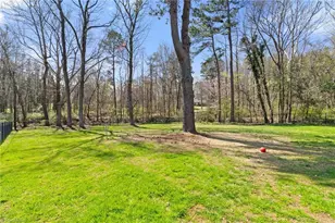 2302 Beaverbrook Dr, Greensboro, NC 27406 - Photo 37