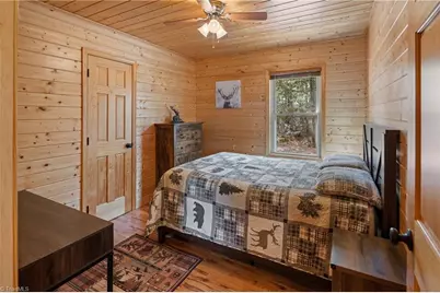 128 Deer Antler Drive, Purlear, NC 28665 - Photo 23