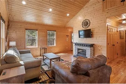 128 Deer Antler Drive, Purlear, NC 28665 - Photo 3