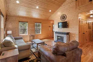 128 Deer Antler Dr, Purlear, NC 28665 - Photo 3