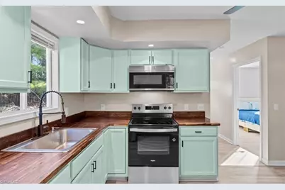 7489 Riverside Road, Seagrove, NC 27341 - Photo 15