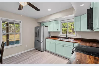 7489 Riverside Road, Seagrove, NC 27341 - Photo 13