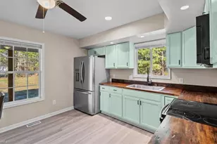 7489 Riverside Rd, Seagrove, NC 27341 - Photo 13