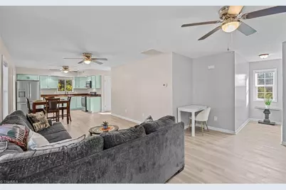 7489 Riverside Road, Seagrove, NC 27341 - Photo 3