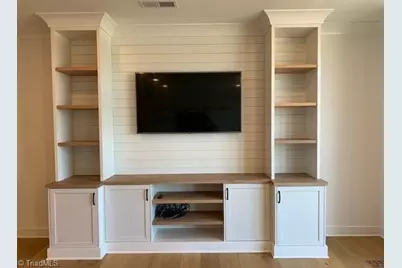 530 N Trade Street #403, Winston-Salem, NC 27101 - Photo 35