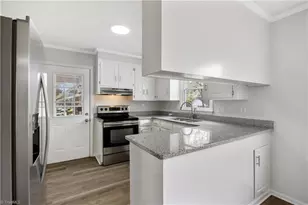 2821 Edgewood Ave, Burlington, NC 27215 - Photo 7