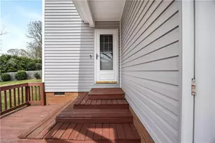 2821 Edgewood Ave, Burlington, NC 27215 - Photo 39