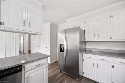 2821 Edgewood Avenue, Burlington, NC 27215 - Photo 13