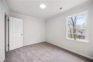 2821 Edgewood Ave, Burlington, NC 27215 - Photo 33