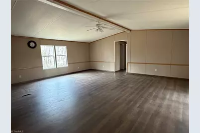 670 Foxwood Road, Madison, NC 27025 - Photo 5