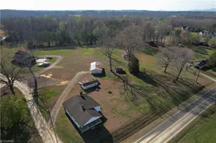 4190 Grubbs Rd, Walkertown, NC 27051 - Photo 3