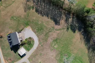 6055 Wind Shadow Ln, Walkertown, NC 27051 - Photo 31