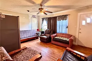 1611 E Pine St, Mount Airy, NC 27030 - Photo 5