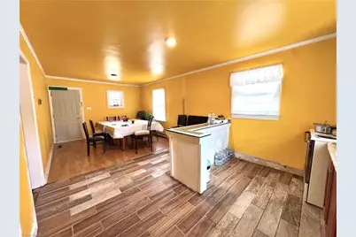 1611 E Pine Street, Mount Airy, NC 27030 - Photo 7