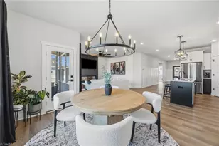 9132 Stoney River Ln, Kernersville, NC 27284 - Photo 5