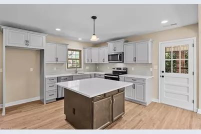 1541 Norwich Road, Winston-Salem, NC 27127 - Photo 9