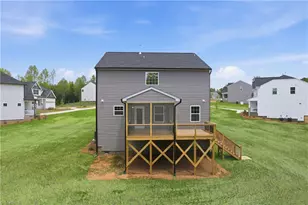 1442 Reading Ct, Burlington, NC 27217 - Photo 3