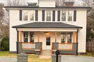 524 Boyd St, Reidsville, NC 27320 - Photo 1