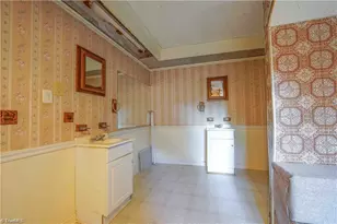 3365 New Walkertown Rd, Winston-Salem, NC 27105 - Photo 25