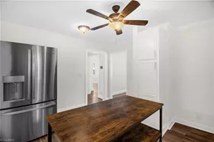 2805 Kentwood St, Greensboro, NC 27405 - Photo 11