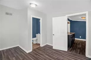 2805 Kentwood St, Greensboro, NC 27405 - Photo 19