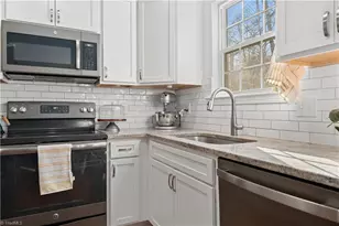 4484 River Gate Dr, Clemmons, NC 27012 - Photo 17