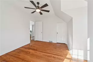 907 Sunset Dr, High Point, NC 27262 - Photo 37