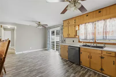 1313 Ridgewood Avenue, Reidsville, NC 27320 - Photo 13