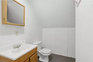 1313 Ridgewood Ave, Reidsville, NC 27320 - Photo 33