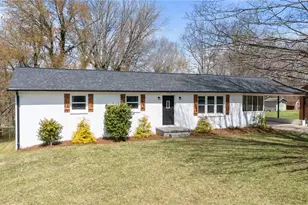 735 Hallmark Dr, Rural Hall, NC 27045 - Photo 3