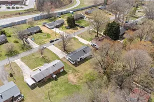 735 Hallmark Dr, Rural Hall, NC 27045 - Photo 41