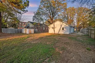 615 Atwater St, Burlington, NC 27215 - Photo 27