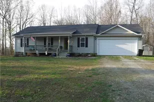 127 Keegan Ln, Denton, NC 27239 - Photo 1