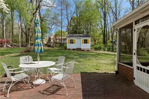 5664 Regents Park Rd, Kernersville, NC 27284 - Photo 17