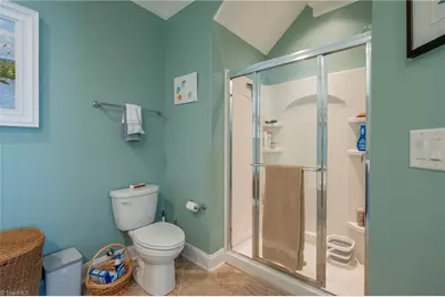 2703 Kingsbury Court, Burlington, NC 27215 - Photo 17