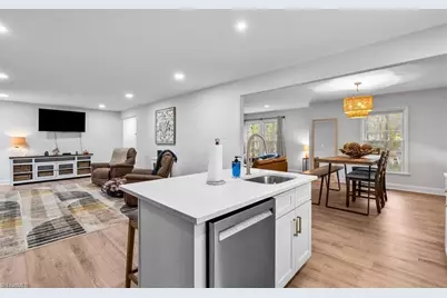 1 Bent Oak Court, Greensboro, NC 27455 - Photo 15