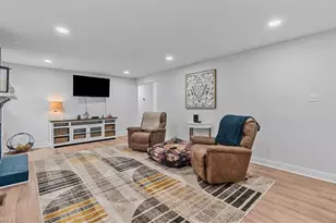 1 Bent Oak Ct, Greensboro, NC 27455 - Photo 17