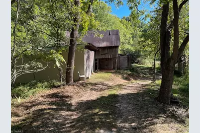251 Rousseau Farm Road, Wilkesboro, NC 28697 - Photo 9