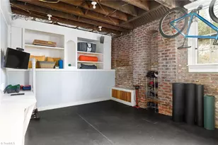 1258 W 4th St, Winston-Salem, NC 27101 - Photo 21