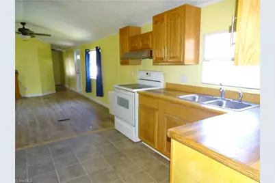 453 Riverview Lane, Lexington, NC 27292 - Photo 7