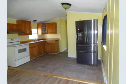 453 Riverview Lane, Lexington, NC 27292 - Photo 7