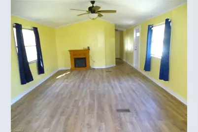 453 Riverview Lane, Lexington, NC 27292 - Photo 11