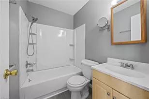 5723 Bramblegate Rd, Greensboro, NC 27409 - Photo 33