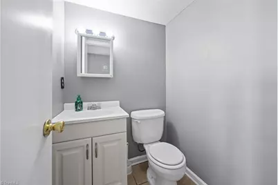 5723 Bramblegate Road #A, Greensboro, NC 27409 - Photo 15