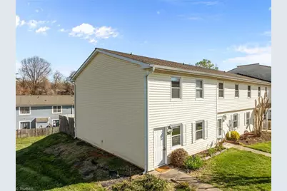 5723 Bramblegate Road #A, Greensboro, NC 27409 - Photo 37